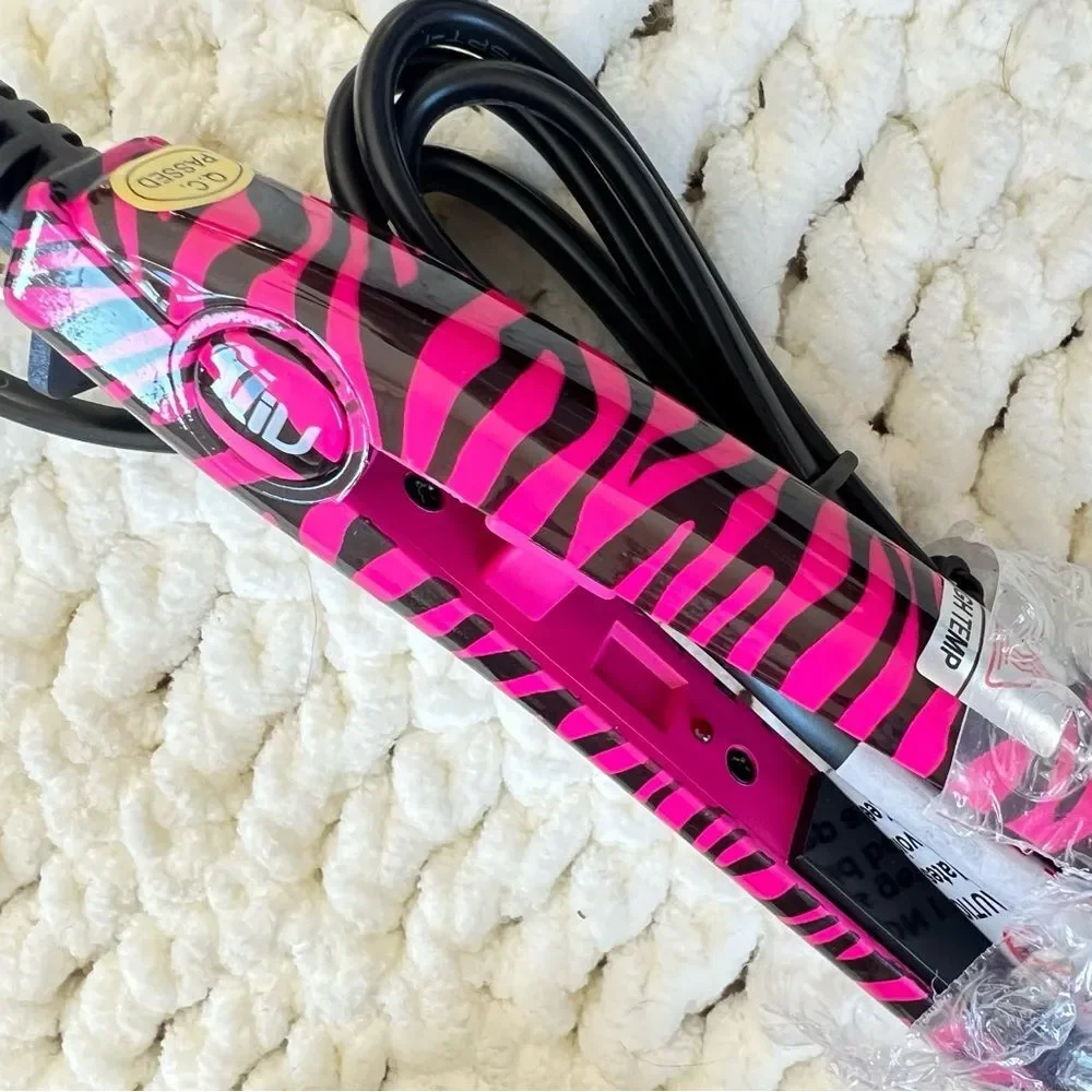 Liv Hair Diamond On The Go Mini Pink Black Animal Print Travel Flat Iron